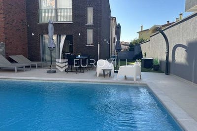 /international/hr/pula-istria-county-310100661283/