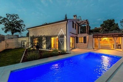 /international/hr/tinjan-istria-county-310100362796/