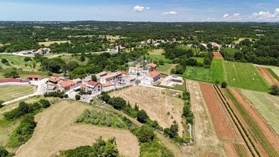 /international/hr/zminj-istria-county-310108762346/