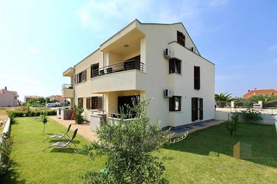 /international/hr/bibinje-zadar-county-310098116407/