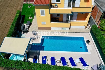 /international/hr/splitsko-dalmatinska-zupanija-split-dalmatia-county-310106854265/