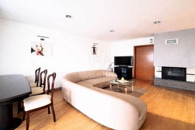 /international/hr/trnje-zagreb-county-310106631990/