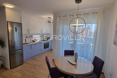 /international/hr/trogir-split-dalmatia-county-310108488570/