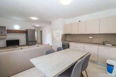 /international/hr/vodnjan-istria-county-310098976792/