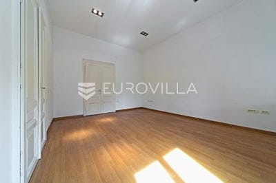 /international/hr/osijek-osijek-baranja-county-310108595739/