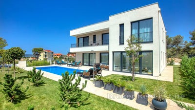 /international/hr/sibenik-bjelovar-bilogora-county-310107219387/