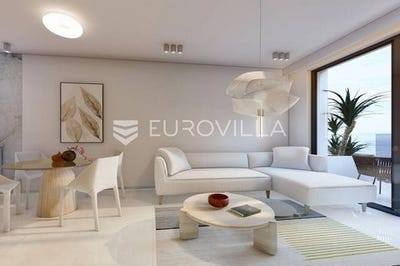 /international/hr/makarska-split-dalmatia-county-120085310286/