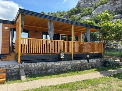 /international/hr/volarice-lika-senj-county-310103689595/