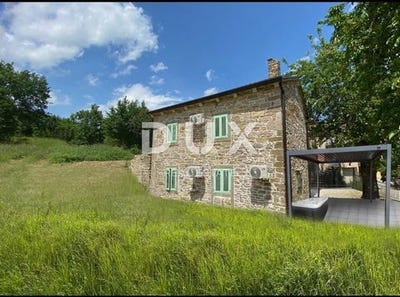 /international/hr/buzet-istria-county-310107148815/