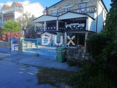 /international/hr/karlobag-lika-senj-county-120089966276/