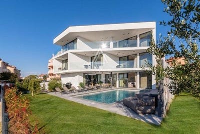 /international/hr/pula-istria-county-310100362657/