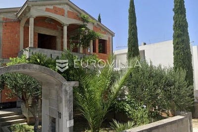 /international/hr/zadar-zadar-county-310103470372/
