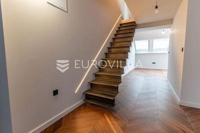 /international/hr/pozega-pozega-slavonia-county-310105372693/