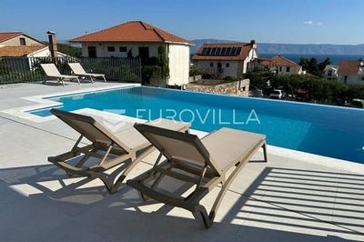 /international/hr/stari-grad-split-dalmatia-county-120088663624/