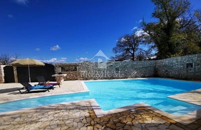 /international/hr/tinjan-istria-county-310101032439/?lang=zh-cn