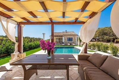 /international/hr/bibinje-zadar-county-310098837741/