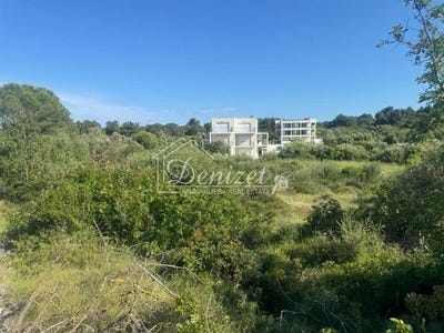/international/hr/okrug-gornji-split-dalmatia-county-120097557778/