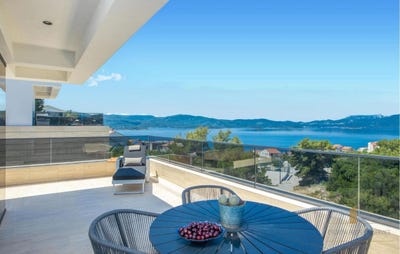 /international/hr/komarna-dubrovnik-neretva-county-310097618430/