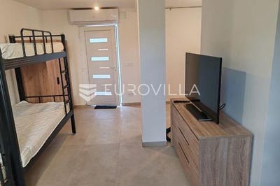 /international/hr/zagreb-zagreb-310098768887/