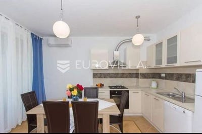 /international/hr/split-split-dalmatia-county-310103688921/