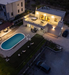 /international/hr/splitsko-dalmatinska-zupanija-split-dalmatia-county-310108245003/
