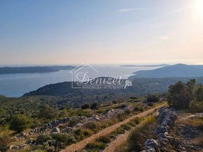 /international/hr/marina-split-dalmatia-county-310106779122/