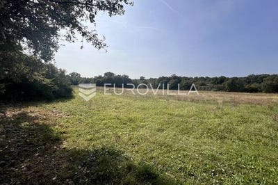 /international/hr/pula-istria-county-120087683639/