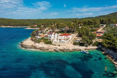 /international/hr/korcula-dubrovnik-neretva-county-310098115867/