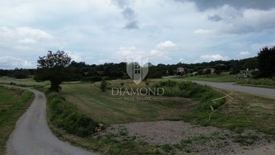 /international/hr/pican-istria-county-120093011153/
