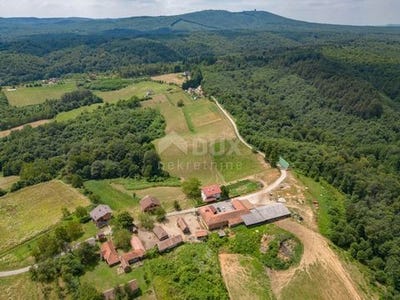 /international/hr/gvozd-sisak-moslavina-county-120090472561/