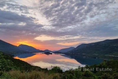 /international/hr/kuna-peljeka-dubrovnik-neretva-county-310107219457/