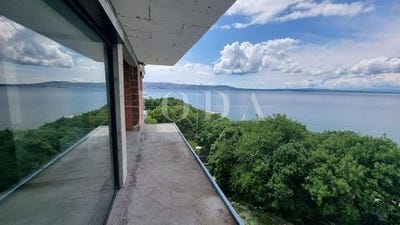 /international/hr/novi-vinodolski-primorje-gorski-kotar-county-120084493364/