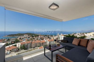 /international/hr/makarska-split-dalmatia-county-310102910741/