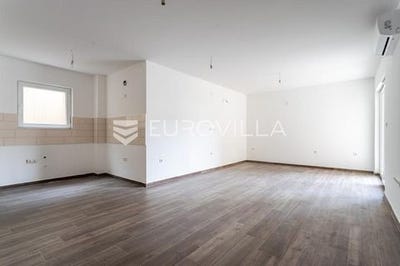 /international/hr/split-split-dalmatia-county-310098766846/?lang=zh-cn