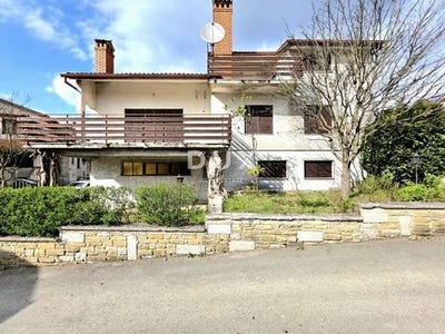 /international/hr/pazin-istria-county-310107838680/
