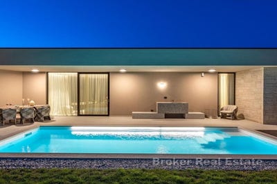 /international/hr/pore-istria-county-310107218648/