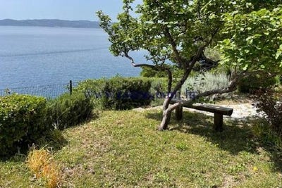 /international/hr/omis-split-dalmatia-county-120076917340/