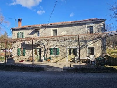 /international/hr/buzet-istria-county-120097652100/