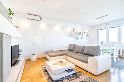 /international/hr/zagreb-zagreb-310108973150/