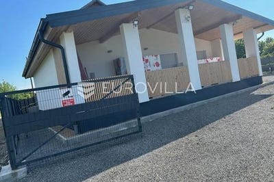 /international/hr/nova-gradiska-brod-posavina-county-310108488022/