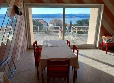/international/hr/omis-split-dalmatia-county-310093861720/