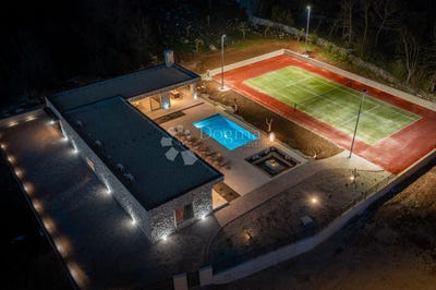 /international/hr/splitsko-dalmatinska-zupanija-split-dalmatia-county-310108245756/