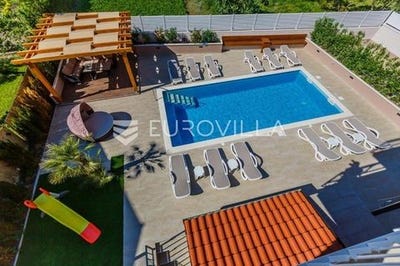 /international/hr/split-split-dalmatia-county-310101383267/