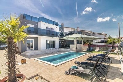 /international/hr/liznjan-istria-county-310100364064/