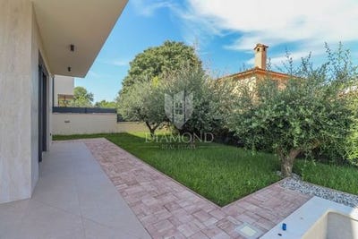 /international/hr/medulin-istria-county-310108942087/