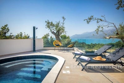 /international/hr/rovanjska-zadar-county-310107219089/