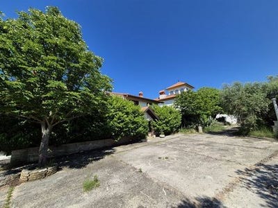/international/hr/pula-istria-county-310100175632/