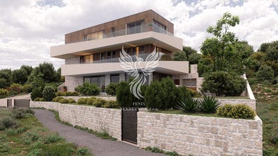 /international/hr/rogoznica-sibenska-ulica-310108997064/