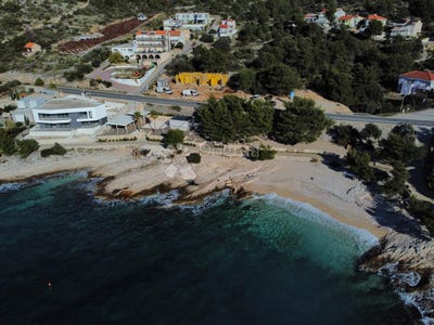 /international/hr/sibensko-kninska-zupanija-sibenik-knin-county-310108670333/
