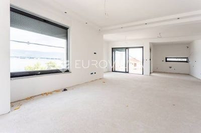 /international/hr/trogir-split-dalmatia-county-120083250518/